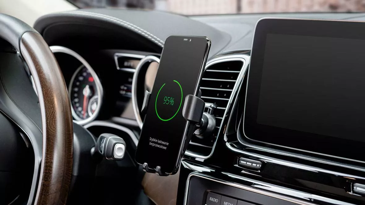 Suport telefon auto cu functie incarcare wireless QI inductiva Kruger&Matz - imagine 3